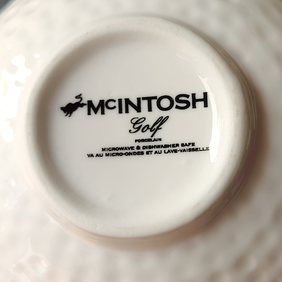 McIntosh china | porcelain | Golf ⛳ ball shaped creamer - Picture 3 of 9